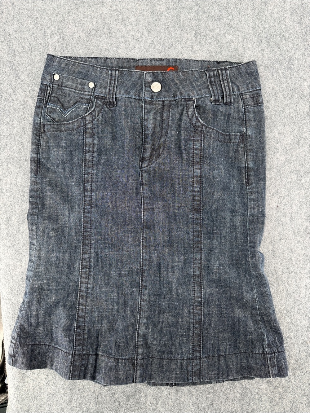 Guess Y2K vinage denim cotton blend pockets embroidered logo skirt size 25